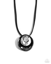 Load image into Gallery viewer, Duchess Disc - Black Necklace