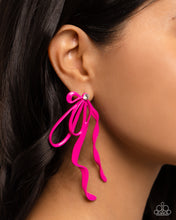 Load image into Gallery viewer, Trendy Tapestry - Pink Post Earrings