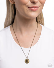Load image into Gallery viewer, Seahorse Solo - Brass Necklace