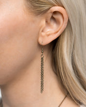 Load image into Gallery viewer, Seahorse Solo - Brass Necklace
