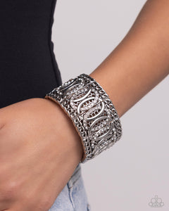 Forged Fashion - White Stretchy Bracelet
