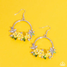 Load image into Gallery viewer, Fairy Freestyle - Yellow Earrings