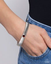Load image into Gallery viewer, Surprising Solo - Red Bracelet