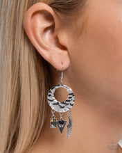 Load image into Gallery viewer, Alternative Angel - Black Earrings