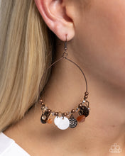 Load image into Gallery viewer, Wiry Wayfarer - Copper Earrings