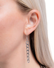 Load image into Gallery viewer, Laurel Layover - Black Necklace
