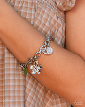 Load image into Gallery viewer, Glimpses of Malibu - Complete Trend Blend Fashion Fix