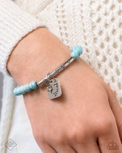 Load image into Gallery viewer, Simply Santa Fe - Complete Trend Blend Fashion Fix 0225