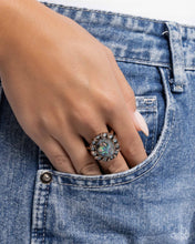 Load image into Gallery viewer, Poised and Perfect - Copper Ring
