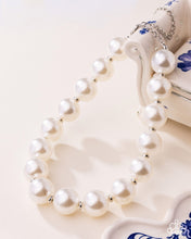 Load image into Gallery viewer, Pronounced Pearls - White Choker Necklace