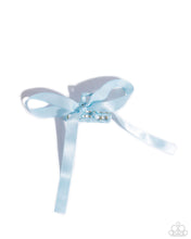 Load image into Gallery viewer, Haute Hairstylist - Blue Claw Clip