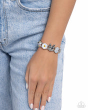 Load image into Gallery viewer, Eager Easter - Multicolor Stretchy Bracelet