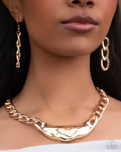 Load image into Gallery viewer, Peak of Pizzazz - Gold Necklace