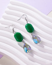 Load image into Gallery viewer, Brilliant Beauty Queen - Green Earrings