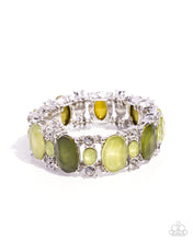 Load image into Gallery viewer, Moderate Moment - Green Bracelet