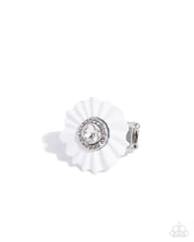 Load image into Gallery viewer, Carved Captain - White Ring