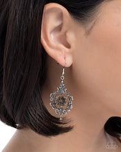 Load image into Gallery viewer, Antique Abloom - Silver Earrings