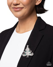 Load image into Gallery viewer, Twinkling Tannenbaum - Green Brooch