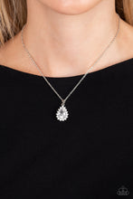 Load image into Gallery viewer, A Guiding SOCIALITE - White Necklace