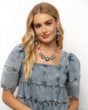 Load image into Gallery viewer, Palm Tree Promenade - White Necklace