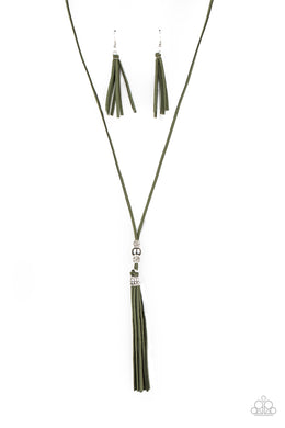 Hold My Tassel - Green Necklace