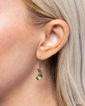 Load image into Gallery viewer, Moon Movement - Brass Necklace