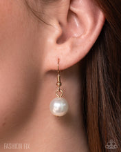 Load image into Gallery viewer, Owning the Room - Gold Necklace