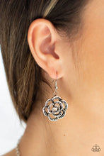 Load image into Gallery viewer, Primrose Princess - Silver Necklace