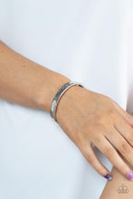 Load image into Gallery viewer, Radiant Edge - Silver Bracelet