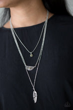 Load image into Gallery viewer, Sahara Sparrow - Green Necklace