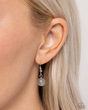 Load image into Gallery viewer, Sideways Shimmer - Silver Necklace