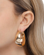 Load image into Gallery viewer, Subtle Sheen - Gold Hoop Earrings
