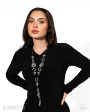 Load image into Gallery viewer, Total Eclipse Of the Heart - Black Necklace