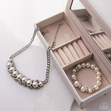 Load image into Gallery viewer, Vintage Appeal - White Necklace