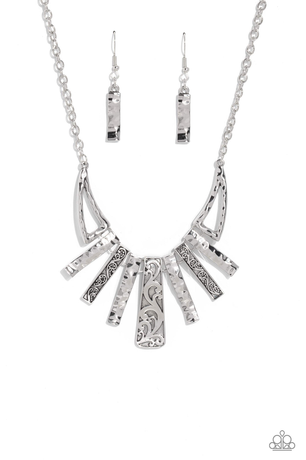 Paisley Pastime - Silver Necklace