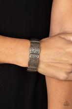 Load image into Gallery viewer, Wine Country - Brass Bracelet