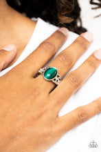 Load image into Gallery viewer, Crystals and Cats Eye - Green Ring
