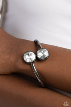 Load image into Gallery viewer, Daily Dazzle - Black Bracelet