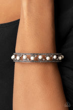 Load image into Gallery viewer, Badlands Bliss - White Bracelet