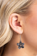 Load image into Gallery viewer, Free FLORAL - Pink Necklace