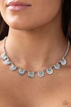 Load image into Gallery viewer, Grandiose Grace - Green Necklace