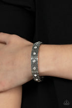 Load image into Gallery viewer, Venetian Valentine - White Bracelet
