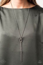 Load image into Gallery viewer, Knockout Knot - Black Gunmetal Necklace