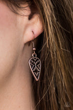 Load image into Gallery viewer, Triassic Triumph - Copper Necklace