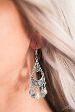 Load image into Gallery viewer, Shimmering Sands - Silver Earrings