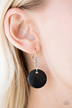 Load image into Gallery viewer, Greetings From Tahiti - Black Necklace