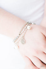 Load image into Gallery viewer, Hollywood Sweetheart - White Bracelet