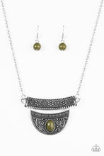 Load image into Gallery viewer, Amazon Amateur - Green Necklace
