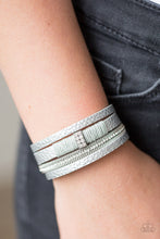 Load image into Gallery viewer, Glamor-azzi - Silver Bracelet