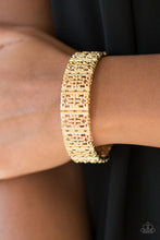 Load image into Gallery viewer, Regal Reverie - Gold Bracelet